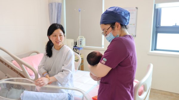 财聚配资 国家卫健委：各地可采取多种措施，与育儿补贴制度同向发力，形成生育支持政策的“组合拳”